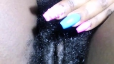 Hairy Black Amateur Close-Up Masturbation Video