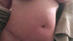 Big boob brunette masturbates on webcam