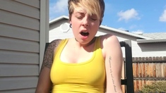 Outdoor Self-Pleasure at its Finest!
