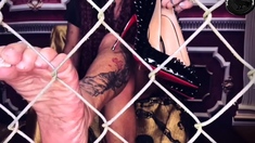 MistressRavenFD - WORSHIP MY SWEATY FEET RED BOTTOMS FROM