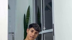 Siéntate Aqui Arriba