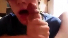 my friend sucking me off