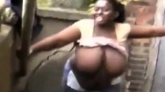 Negrita Mega Tetona Se La Cogen En La Calle Bbwmx